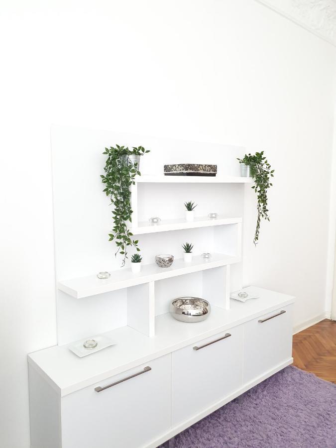 Marshal Urban Downtown Apartment Белград Екстериор снимка